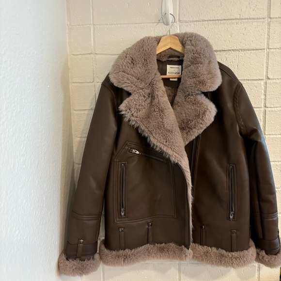 Tezza Cole x noize faux leather fur jacket - Picture 2 of 4
